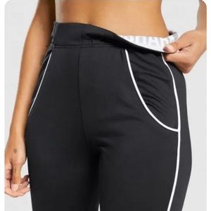 Gymshark Recess Joggers - Black Medium